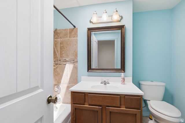 1016 N 325 W, Harrisville, UT 84404