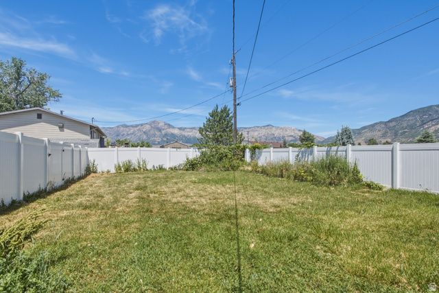 1016 N 325 W, Harrisville, UT 84404
