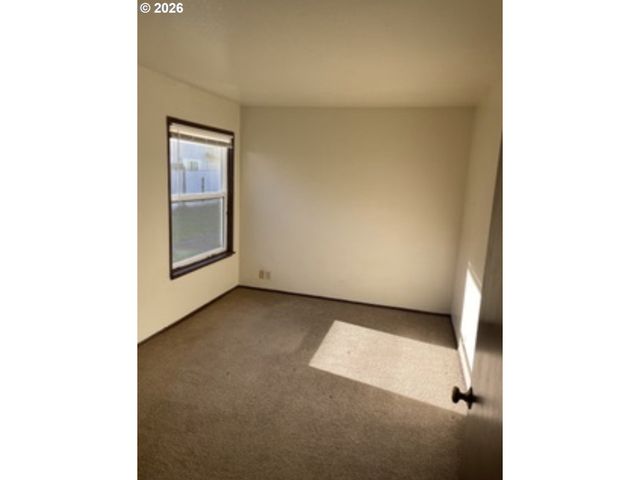 7886 Se STEPHANIE Ct, Milwaukie, OR 97222