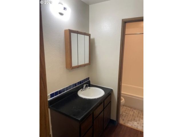 7886 Se STEPHANIE Ct, Milwaukie, OR 97222