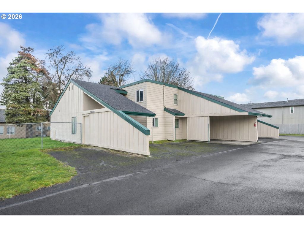 7886 Se STEPHANIE Ct, Milwaukie, OR 97222