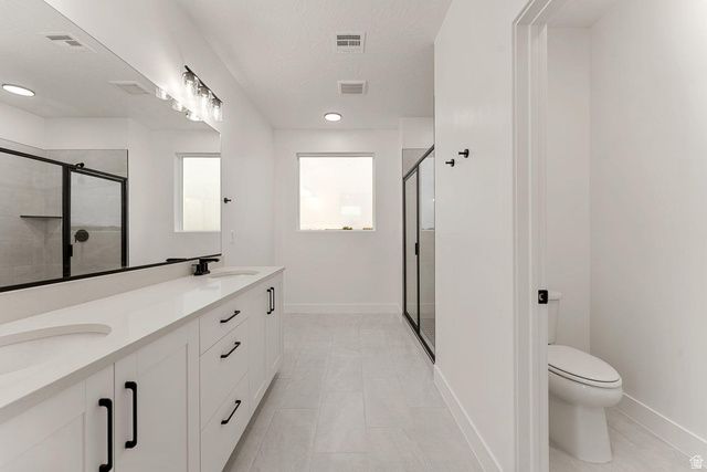 3835 W 2570 S, Hurricane, UT 84737