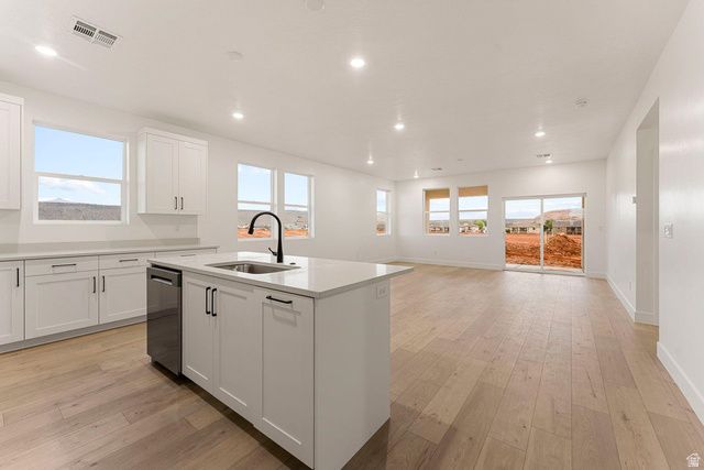 3835 W 2570 S, Hurricane, UT 84737