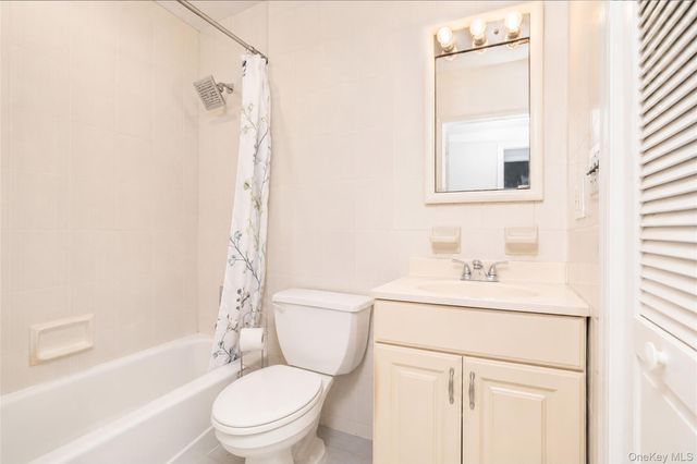 76 Dongan Avenue, Staten Island, NY 10314
