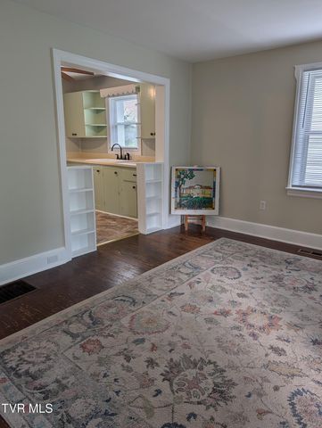1216 Maryland Avenue, Bristol, TN 37620
