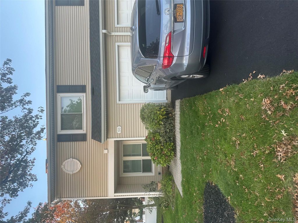 100 Baker Court 50, Island Park, NY 11558