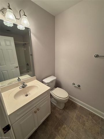 2208 Anchoridge Avenue, High Point, NC 27265