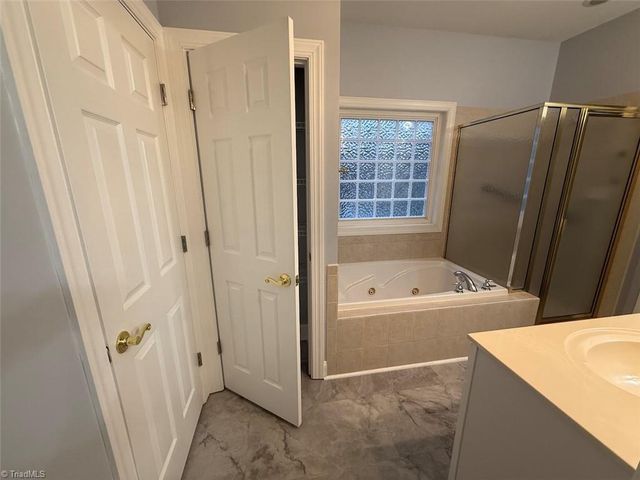 2208 Anchoridge Avenue, High Point, NC 27265