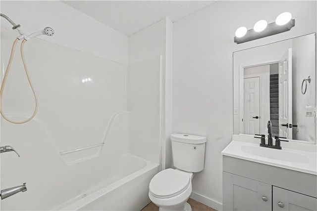 3409 SW Victoria Place, Bentonville, AR 72712