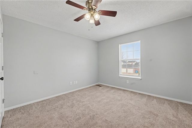 3409 SW Victoria Place, Bentonville, AR 72712