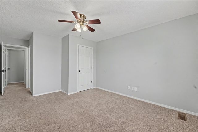 3409 SW Victoria Place, Bentonville, AR 72712