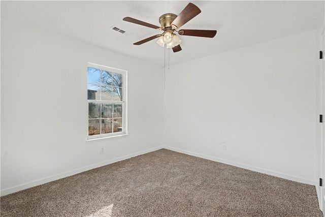 3409 SW Victoria Place, Bentonville, AR 72712