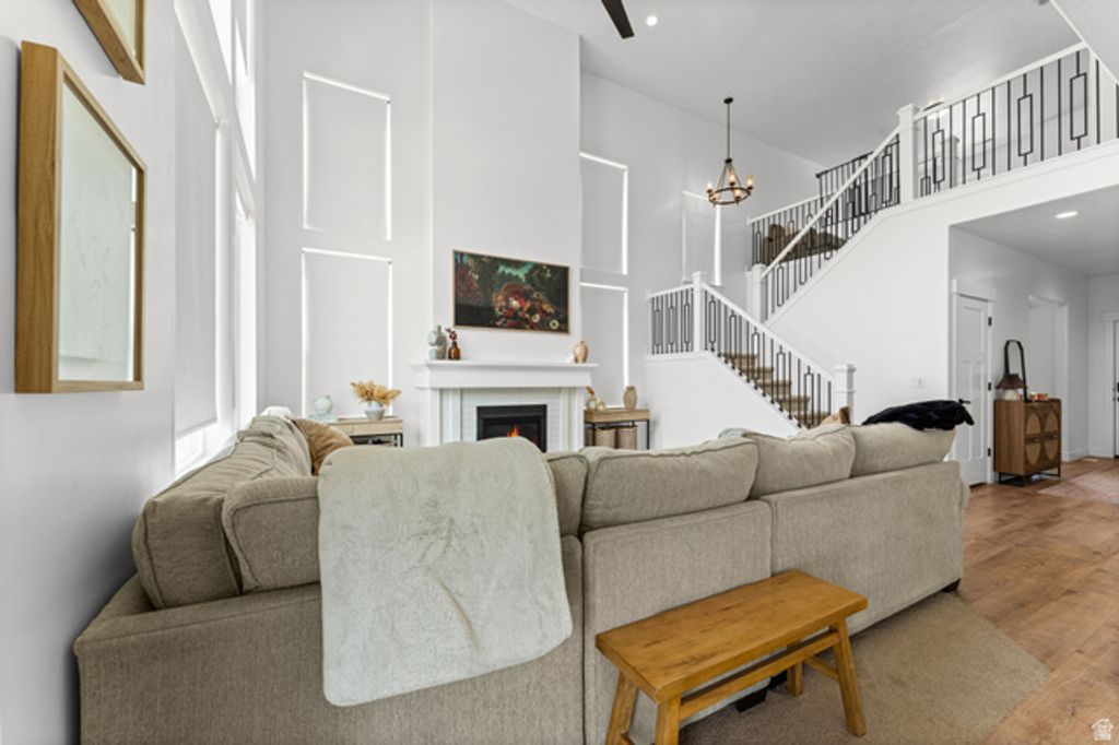 Image 4 of property listing at 6732 W DESERT MESA DR, Herriman, UT 84096