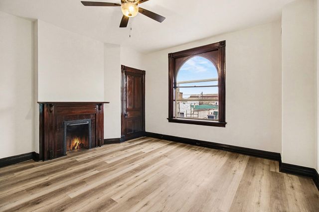 516 W 12th Street, Newport, KY 41071