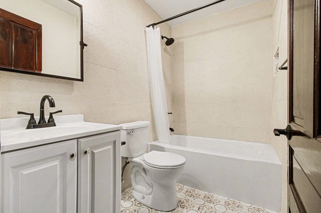 516 W 12th Street, Newport, KY 41071