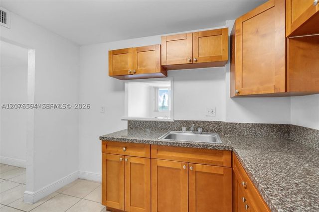 9143 SW 77th Ave B710, Miami, FL 33156