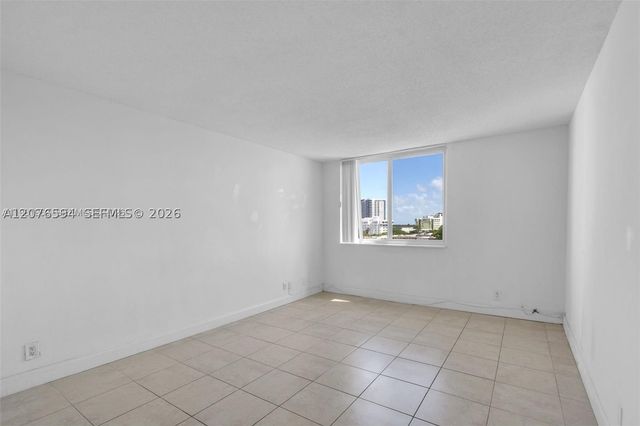 9143 SW 77th Ave B710, Miami, FL 33156