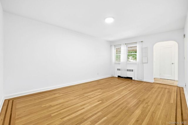 4223 Digney Avenue, Bronx, NY 10466