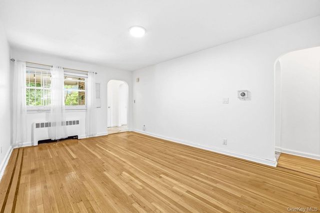 4223 Digney Avenue, Bronx, NY 10466
