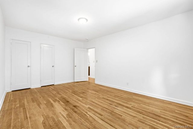 4223 Digney Avenue, Bronx, NY 10466