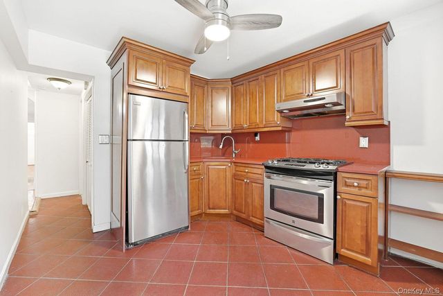 4223 Digney Avenue, Bronx, NY 10466