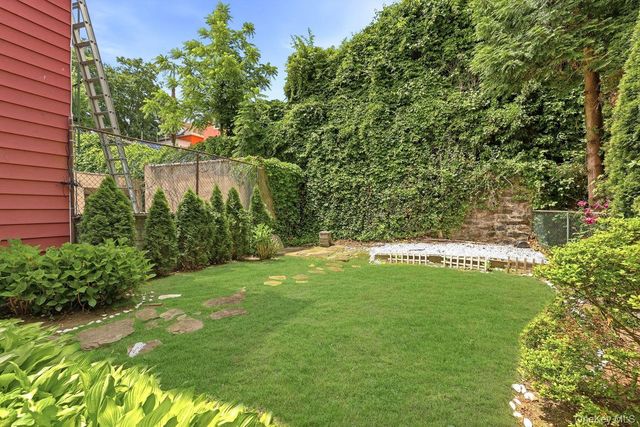 4223 Digney Avenue, Bronx, NY 10466