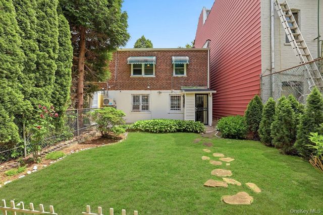 4223 Digney Avenue, Bronx, NY 10466