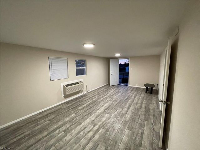 1528 Janke RD, Virginia Beach, VA 23455