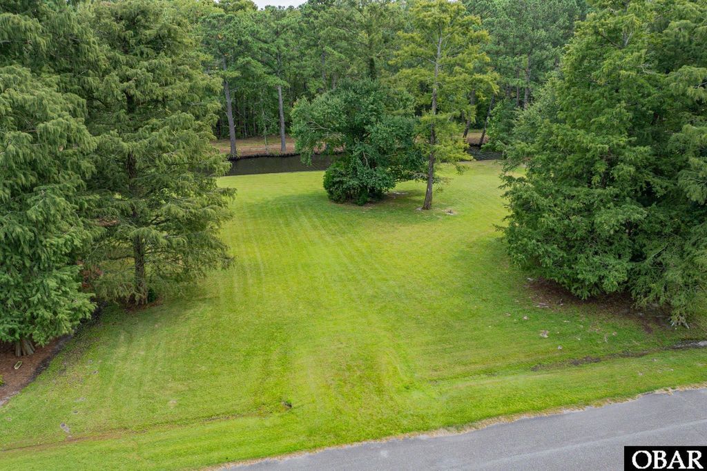 Image 11 of property listing at 104 Pike Drive, Elizabeth City, NC 27909