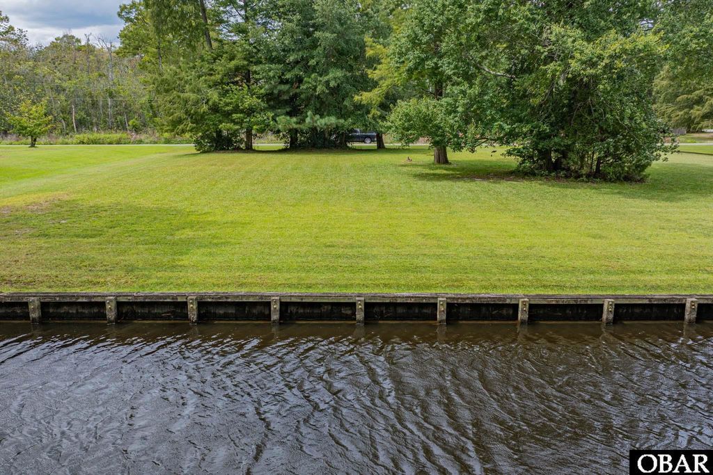 Image 14 of property listing at 104 Pike Drive, Elizabeth City, NC 27909