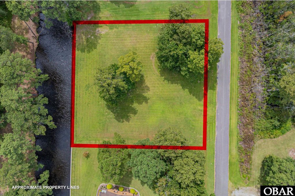 Image 17 of property listing at 104 Pike Drive, Elizabeth City, NC 27909