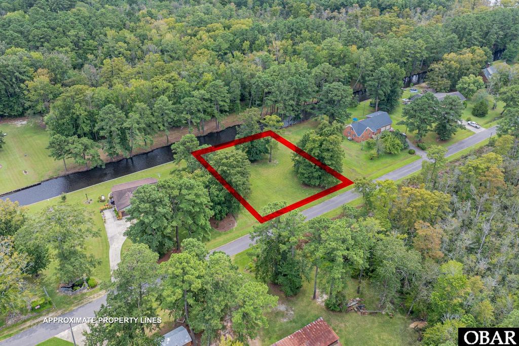 Image 23 of property listing at 104 Pike Drive, Elizabeth City, NC 27909