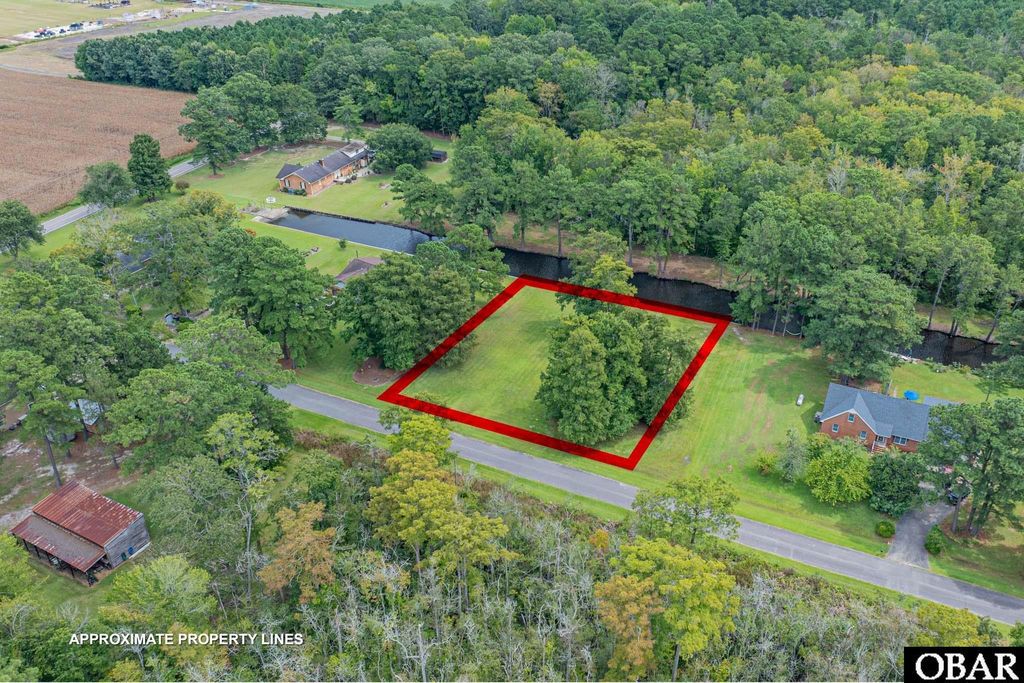 Image 24 of property listing at 104 Pike Drive, Elizabeth City, NC 27909