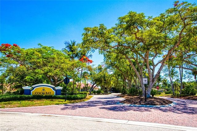 11001 Sea Tropic LN, Fort Myers, FL 33908
