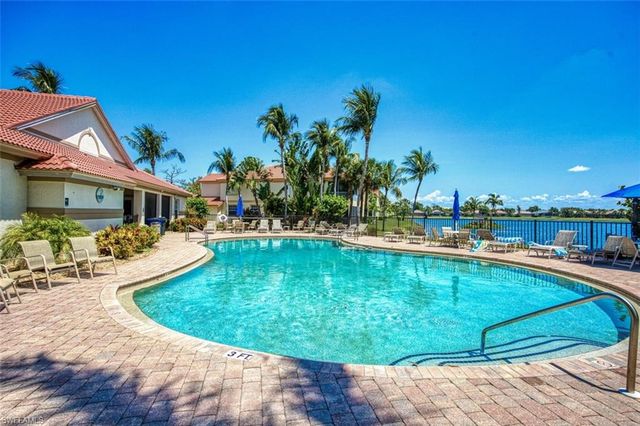 11001 Sea Tropic LN, Fort Myers, FL 33908