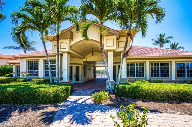 11001 Sea Tropic LN, Fort Myers, FL 33908