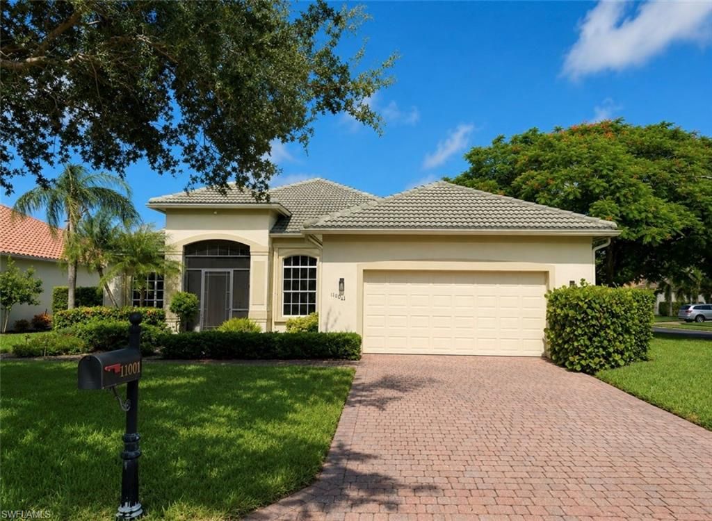 11001 Sea Tropic LN, Fort Myers, FL 33908