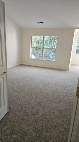 6852 DRIFTON CT, Centreville, VA 20121