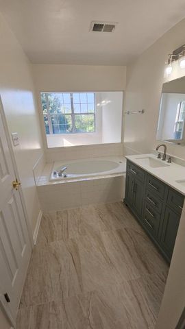 6852 DRIFTON CT, Centreville, VA 20121