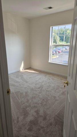6852 DRIFTON CT, Centreville, VA 20121