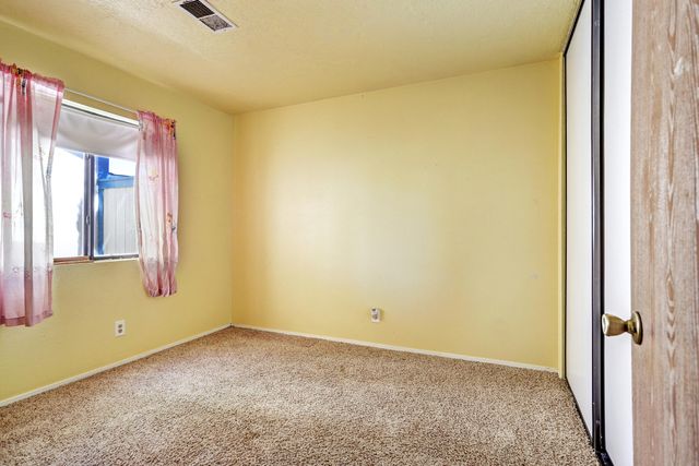4862 Platinum Loop NE, Rio Rancho, NM 87124