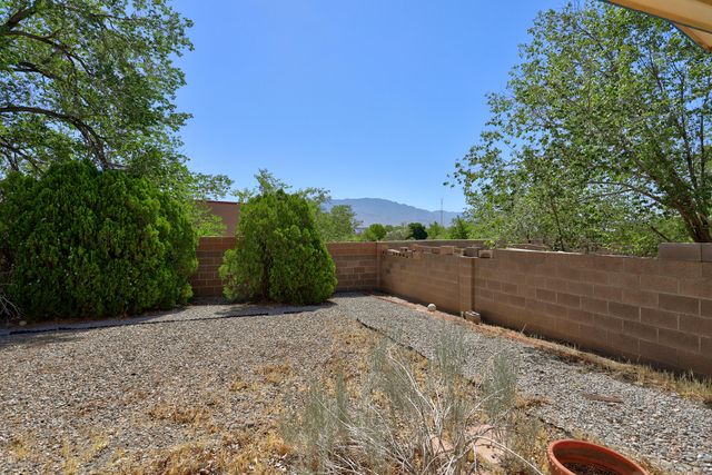 4862 Platinum Loop NE, Rio Rancho, NM 87124