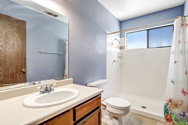 4862 Platinum Loop NE, Rio Rancho, NM 87124