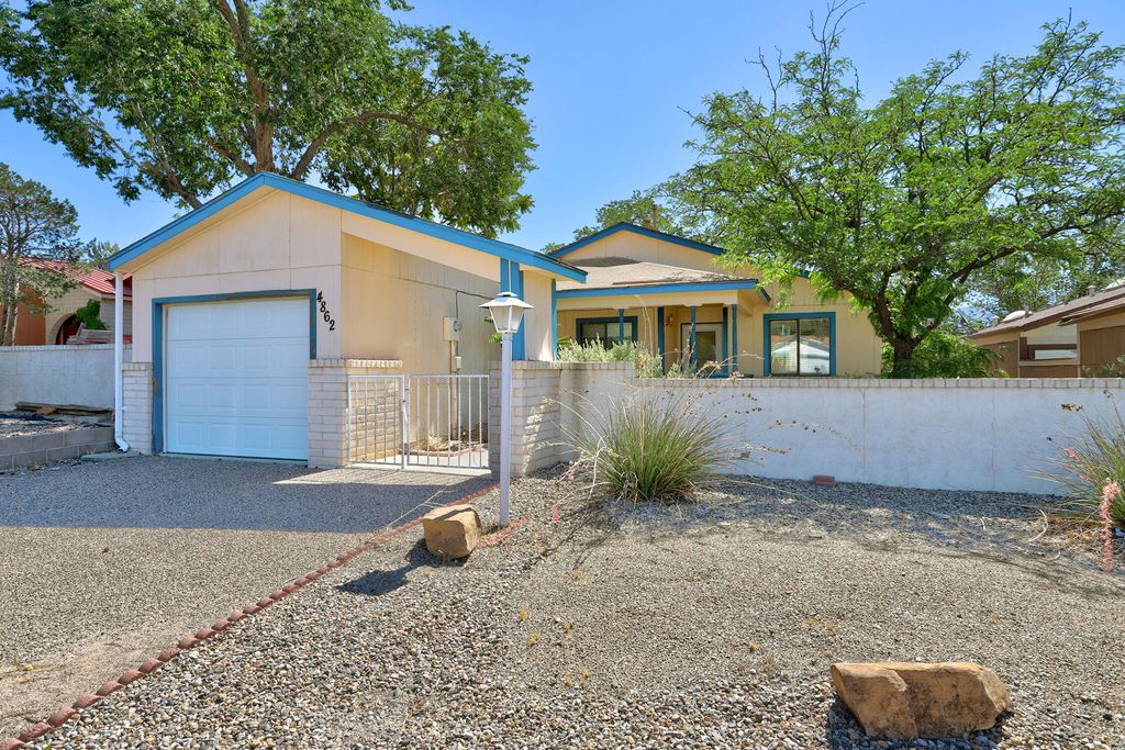 4862 Platinum Loop NE, Rio Rancho, NM 87124