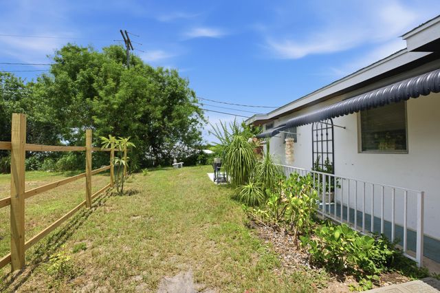 54 20th Lane SW, Vero Beach, FL 32962