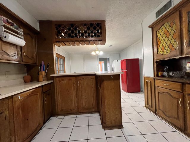8512 Hackney Lane, Dallas, TX 75238