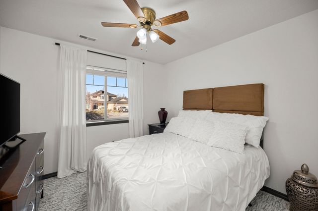 9110 N JAMES Ct, Spokane, WA 99208