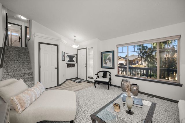 9110 N JAMES Ct, Spokane, WA 99208