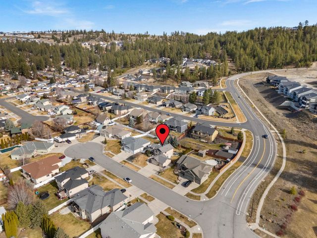 9110 N JAMES Ct, Spokane, WA 99208