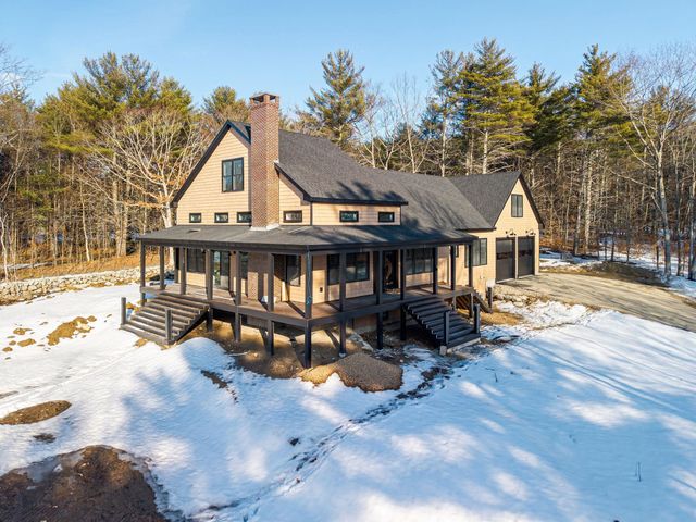 28 Lady Slipper Lane, Wolfeboro, NH 03894
